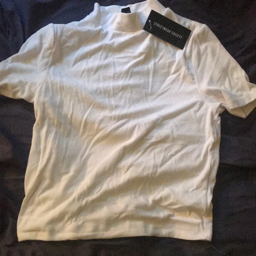 White shirt: streetwear society